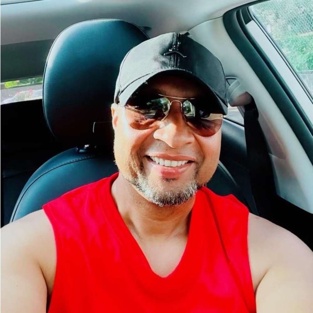 Meet your Posher, Diego